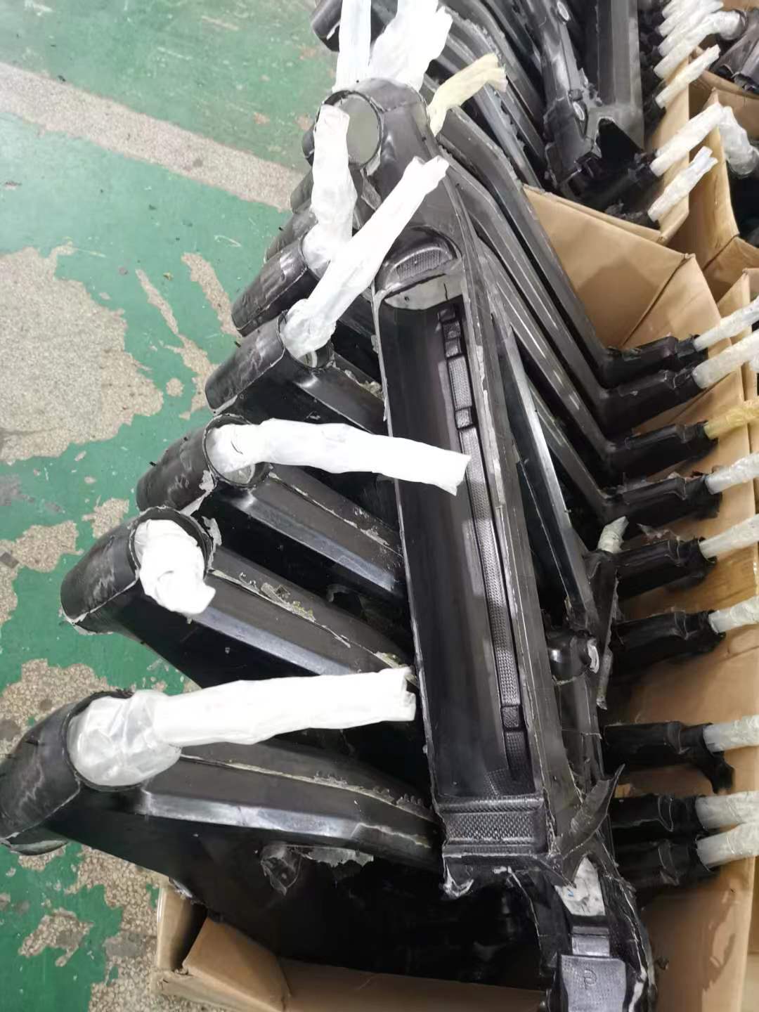 OEM Full Carbon Fiber MTB E-BIKE Frame with  BH , BMC, GHOST,  LAPIERRE,  S-WORKS, SPECIALIZED, SIMPLON.